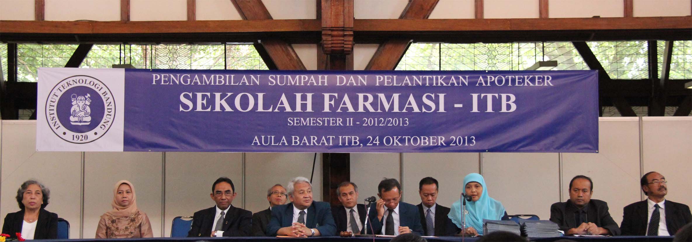 Sekolah Farmasi Itb Lantik Seratus Lima Apoteker Baru Institut Teknologi Bandung
