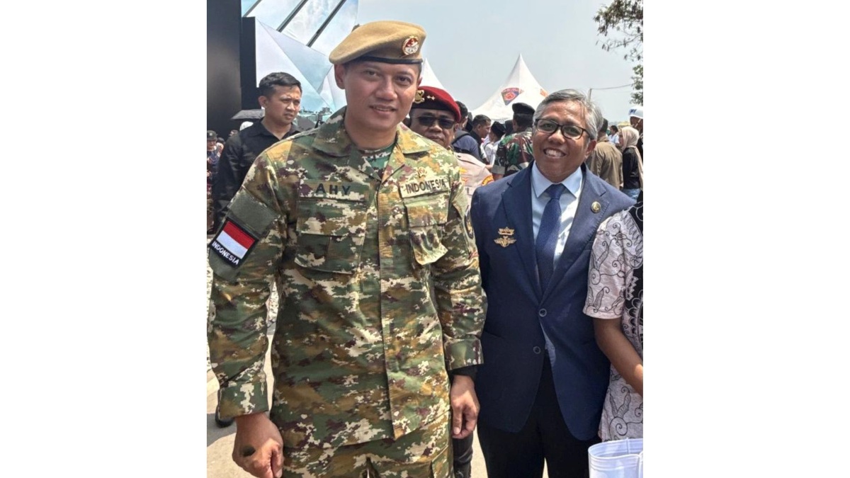 Rektor ITB Hadiri Upacara Gelar Pasukan Operasional dan Kehormatan Militer 