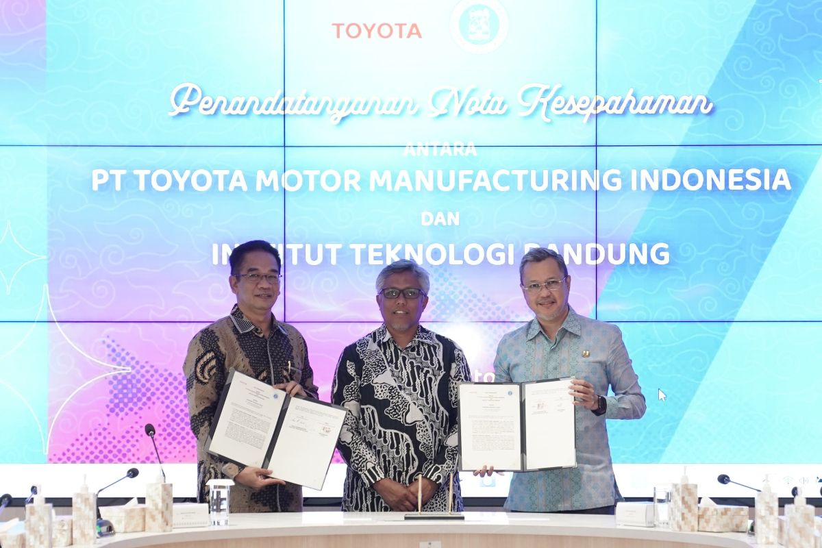 ITB dan PT Toyota Motor Manufacturing Indonesia Berkolaborasi di Bidang Pendidikan, Riset, dan Inovasi