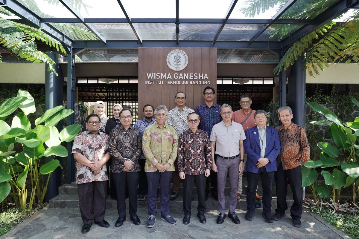 Silaturahmi Rektor ITB dan Rektor Universitas Andalas, Diskusi Kolaborasi Teknologi Medis hingga Pendidikan