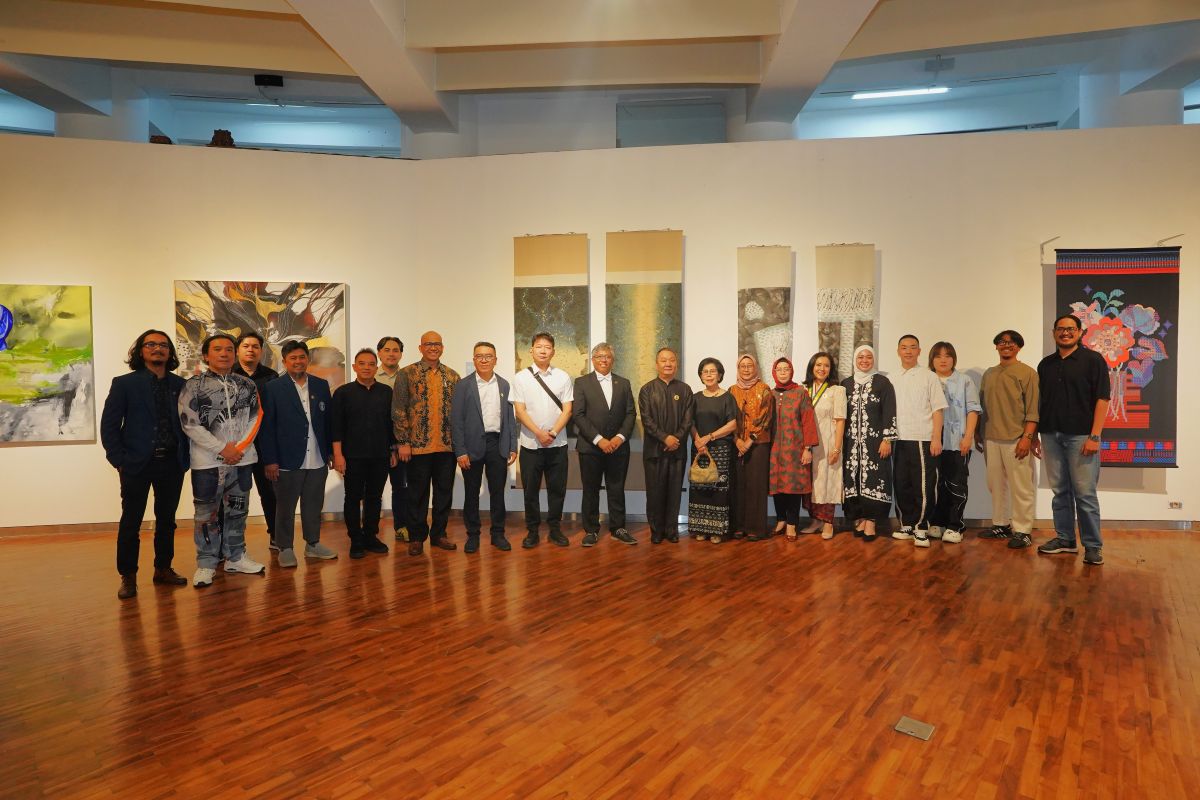 Rektor Buka Pameran Contour/Encounter, Ruang Pertemuan-Resonansi ITB dan Tsinghua University