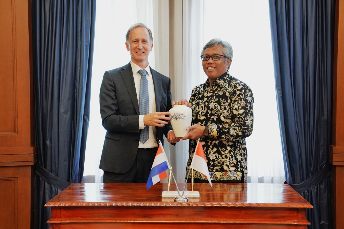 Rektor ITB dan Duta Besar Belanda Jajaki Peluang Kolaborasi Pendidikan dan Riset