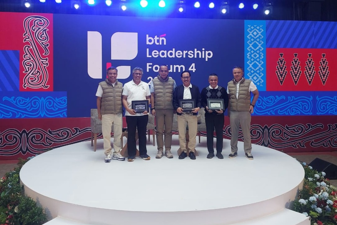 rektor-itb-bahas-kepemimpinan-dan-transformasi-pendidikan-tinggi-di-leadership-forum-btn