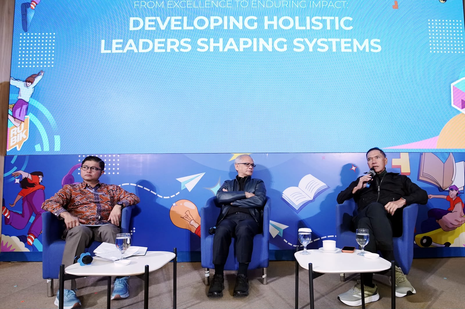 HCM Talks 7th Series 2026 Bahas Kepemimpinan Lintas Sektor Menuju Indonesia Emas 2045