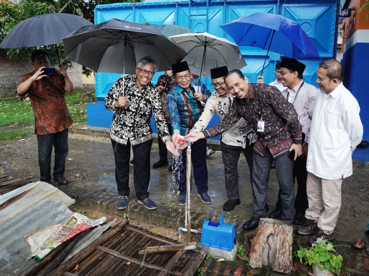 melalui-kampus-berdampak-itb-hadirkan-akses-air-bersih-dengan-pendanaan-zakat-infak-dan-sedekah