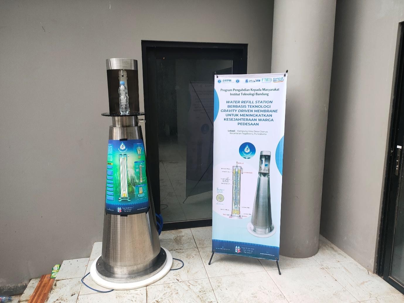 itb-hadirkan-inovasi-water-refill-station-berbasis-teknologi-gravity-driven-membrane-di-kampung-ilmu-purwakarta