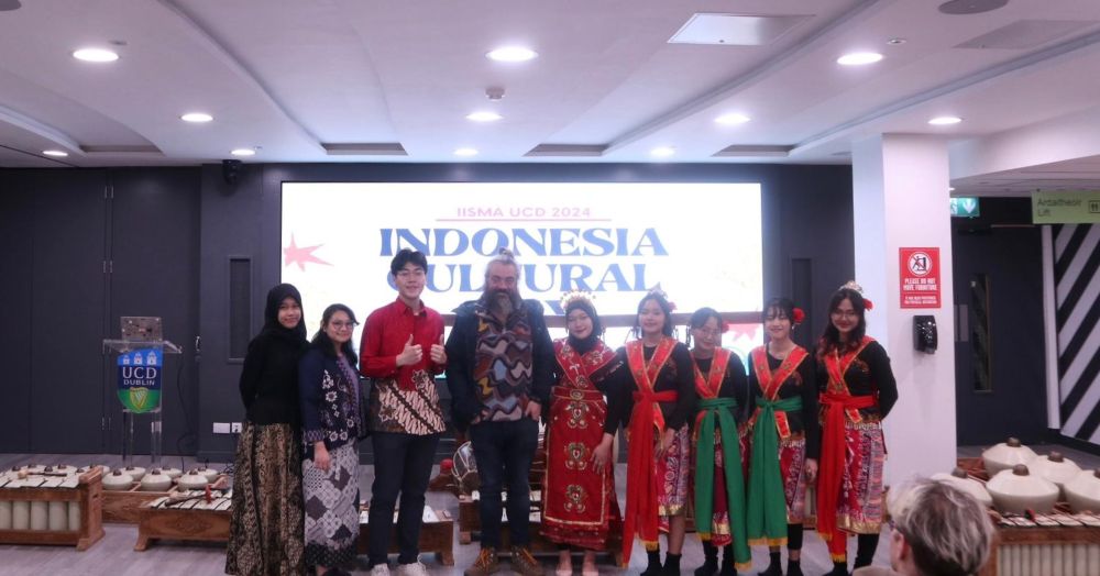 farhanah-arifah-awardee-iisma-2023-raih-penghargaan-mahasiswa-dengan-prestasi-dan-dampak-internasional-terbaik-pada-anugerah-diktisaintek-2024