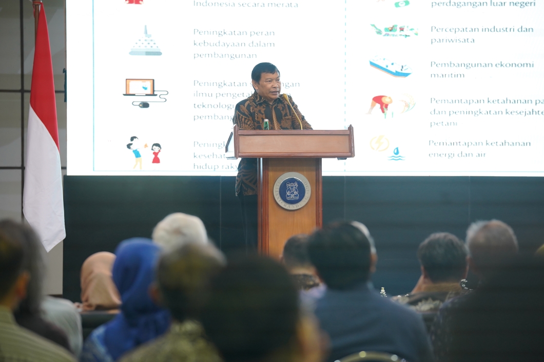 shaping-2045-golden-indonesia-vision-fgb-itb-hosts-public-lecture-with-general-luhut-binsar-pandjaitan