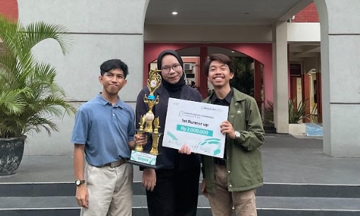 Inovasi Energi Terbarukan Skala Rumahan, Mahasiswa ITB 1st Runner Up Scientific Poster Engineering Competition 2024