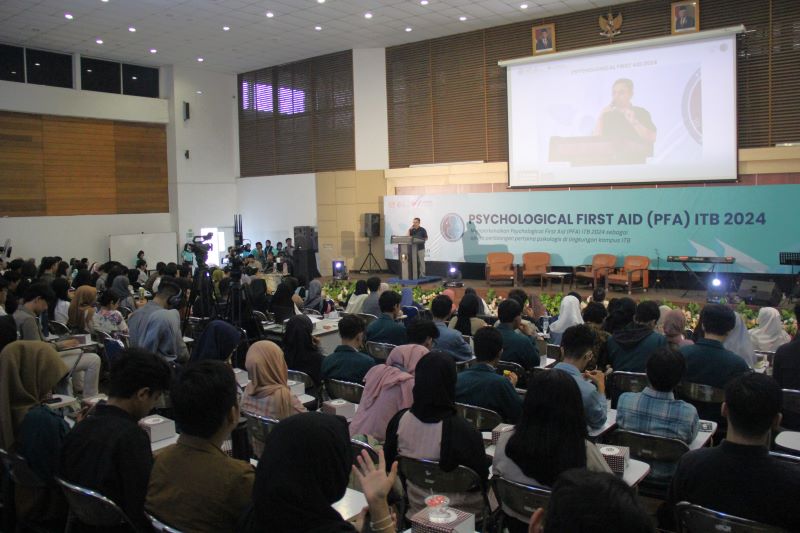 mahasiswa-baru-itb-ikuti-pelatihan-psychological-first-aid-2024