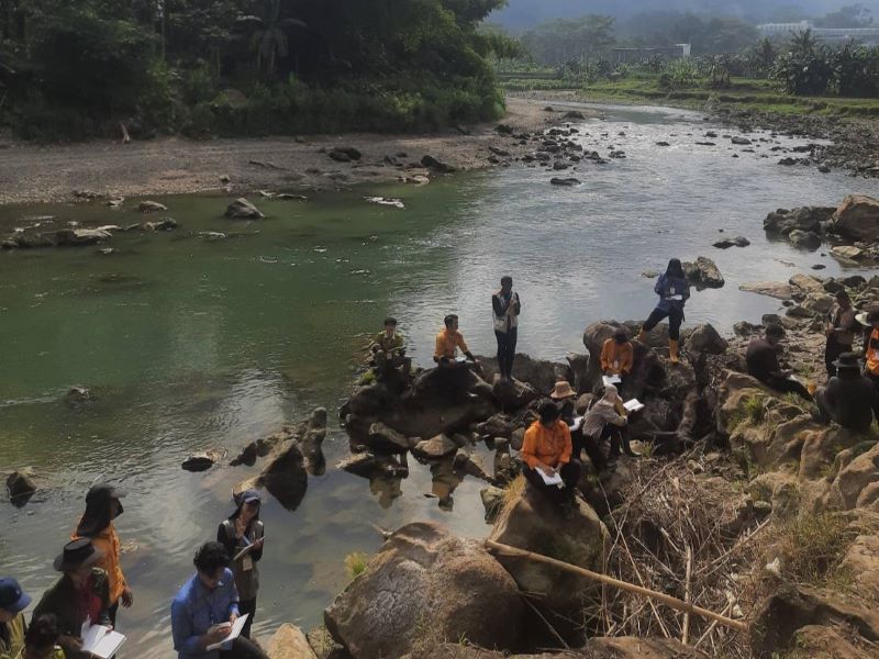 karangsambung-the-candradimuka-crater-for-itb-geological-engineering-students