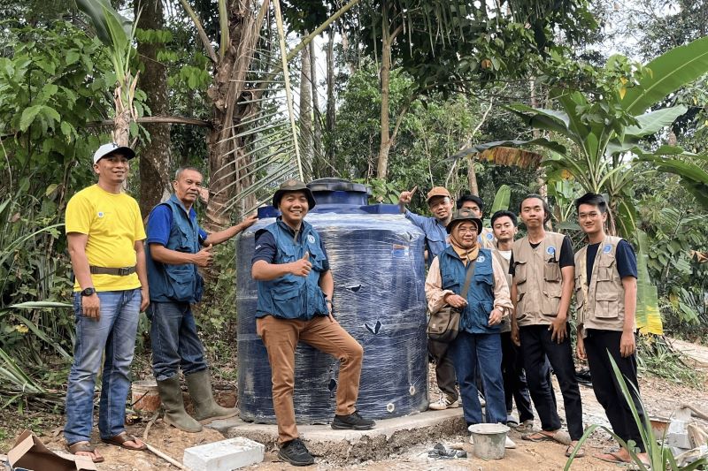 mahasiswa-kkn-itb-bangun-sumur-bor-untuk-atasi-krisis-air-bersih-di-kampung-cigorowek-purwakarta