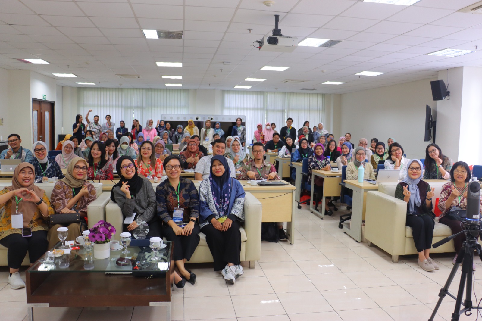 SF ITB Gelar Simposium dan Workshop Farmakovigilans, Ungkap Perkembangan Teknologi untuk Keselamatan Pasien