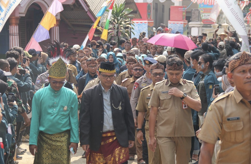 penutupan-kkn-tematik-2024-di-kabupaten-purwakarta-kontribusi-positif-itb-untuk-pembangunan-desa