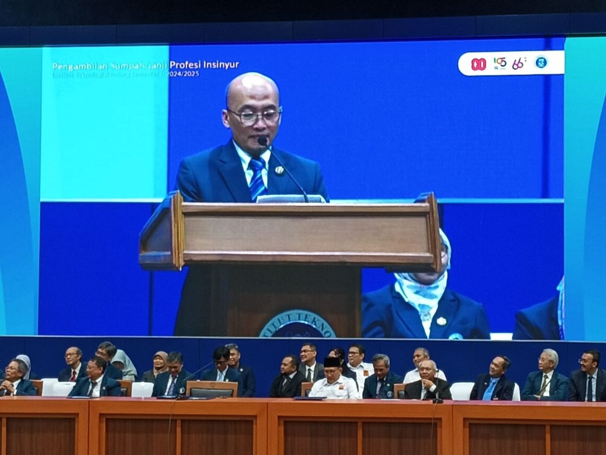 itb-gelar-pengambilan-sumpahjanji-profesi-insinyur-semester-ii-tahun-akademik-20242025