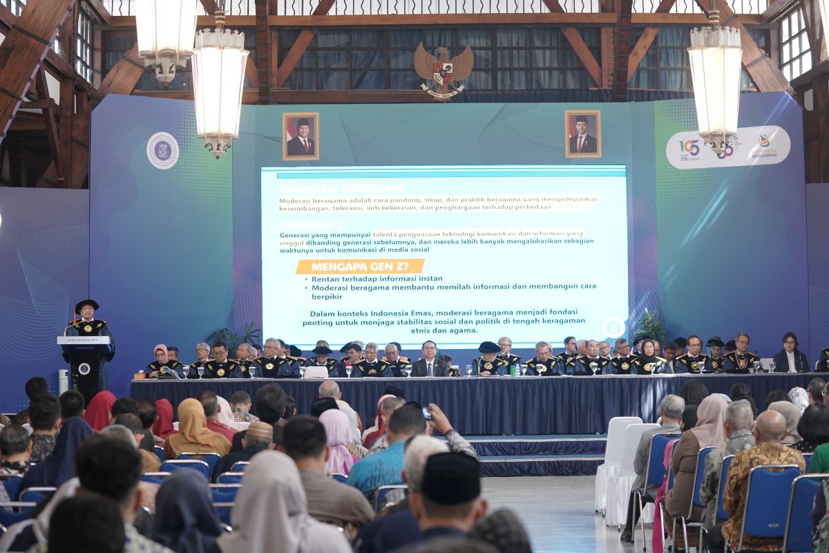 orasi-ilmiah-prof-yedi-purwanto-peran-sains-dan-teknologi-terhadap-penguatan-moderasi-beragama-di-kalangan-generasi-z