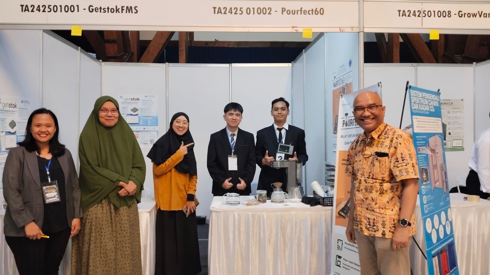 pourfect-60-alat-penyeduh-kopi-v60-otomatis-karya-mahasiswa-teknik-elektro-itb