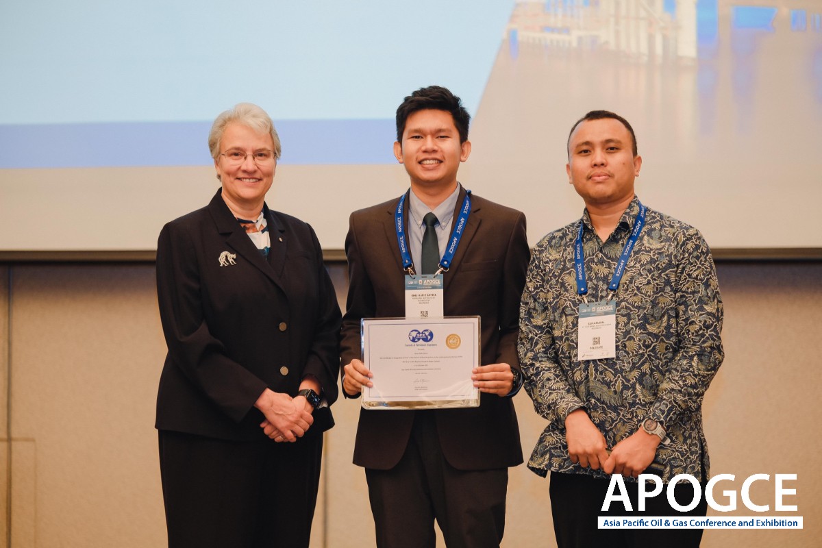 ibnu-hafiz-satria-alumnus-teknik-perminyakan-itb-raih-prestasi-internasional-juara-1-spe-asia-pacific-student-paper-contest-2025