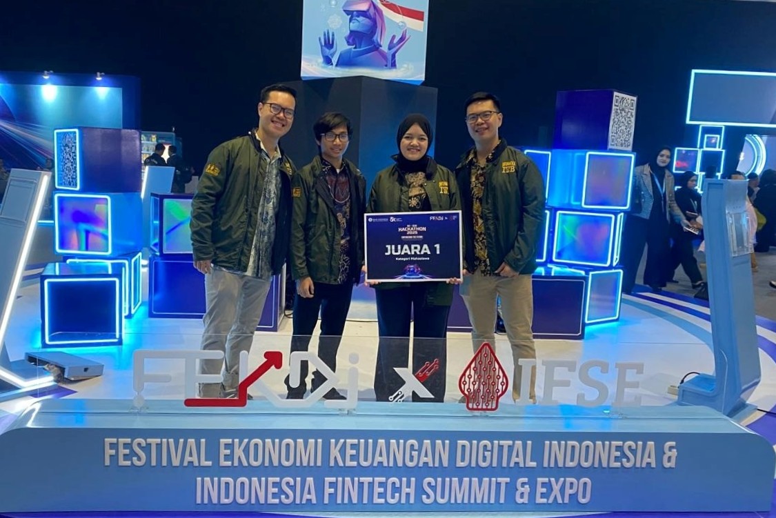 itbs-team-mtaf-impact-wins-1st-place-at-hackathon-bi-ojk-2025-designs-ai-solution-for-msme-exports