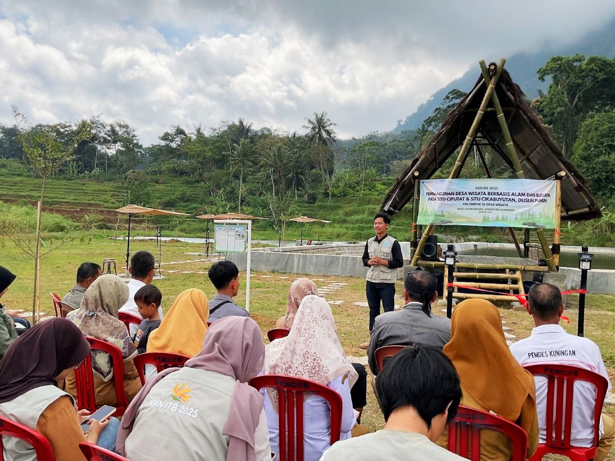 kkn-itb-2025-wujudkan-desa-wisata-di-legokherang-lewat-pembangunan-taman-situ-ciputat