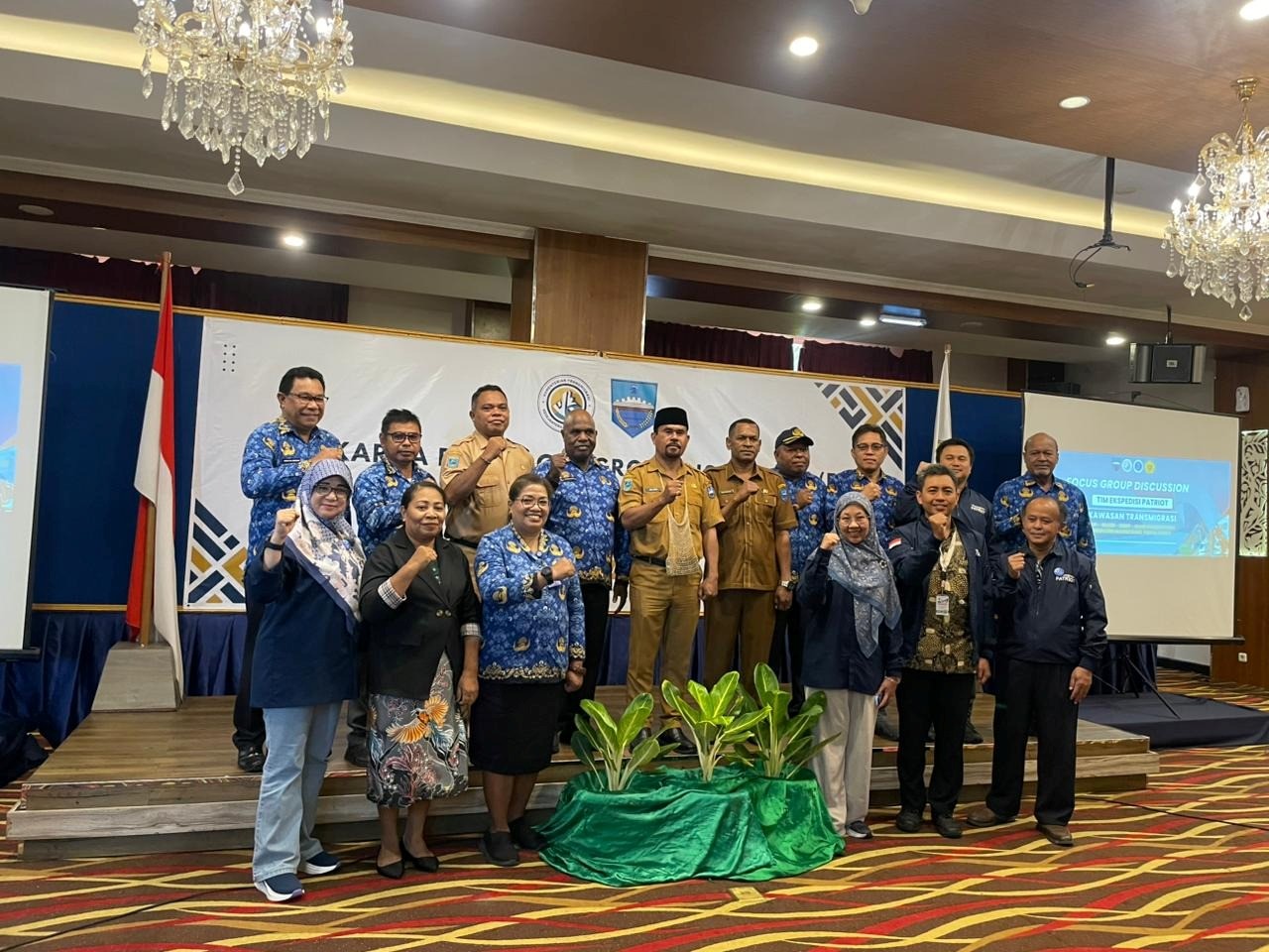 tim-ekspedisi-patriot-itbuncen-perkuat-kolaborasi-pembangunan-kawasan-transmigrasi-prafi-melalui-lokakarya-dan-fgd-terpusat