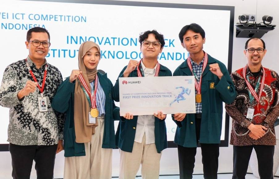 tim-mahasiswa-telekomunikasi-itb-hawkeye-juara-1-nasional-huawei-ict-competition-innovation-track
