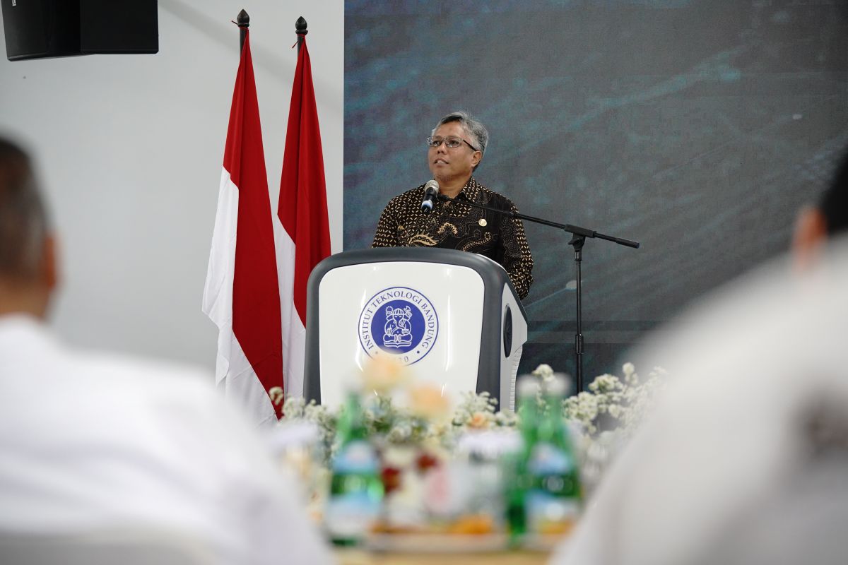indonesia-semiconductor-summit-2026-itb-dorong-kemandirian-industri-semikonduktor-nasional