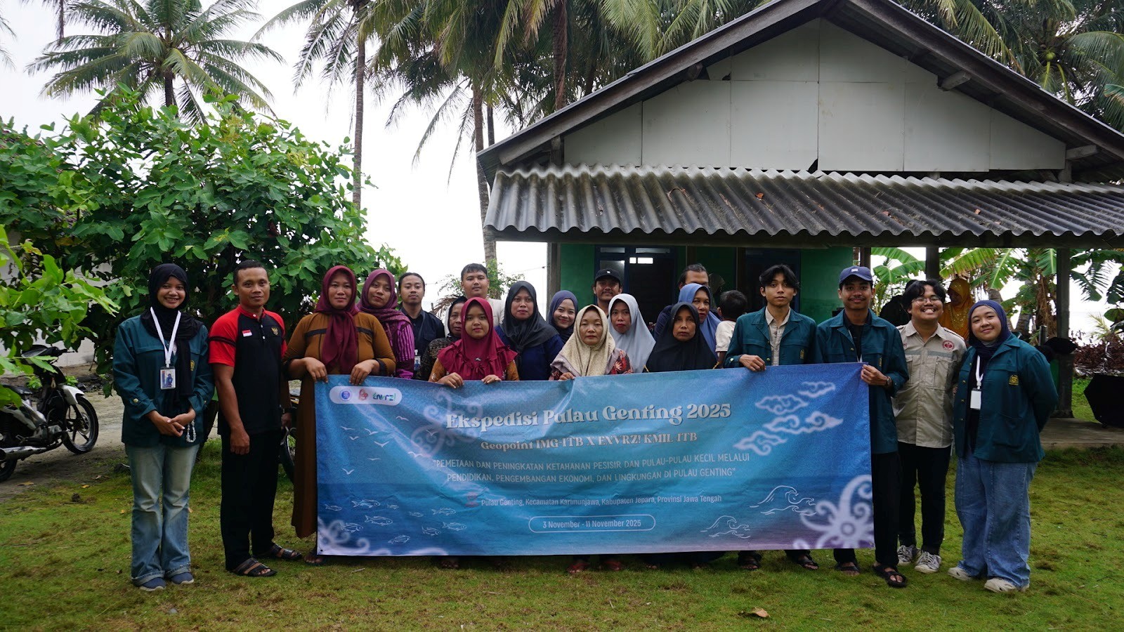 genting-island-expedition-a-record-of-community-service-by-geopoint-img-itb-and-envrz-kmil-itb-for-island-communities-in-karimunjawa