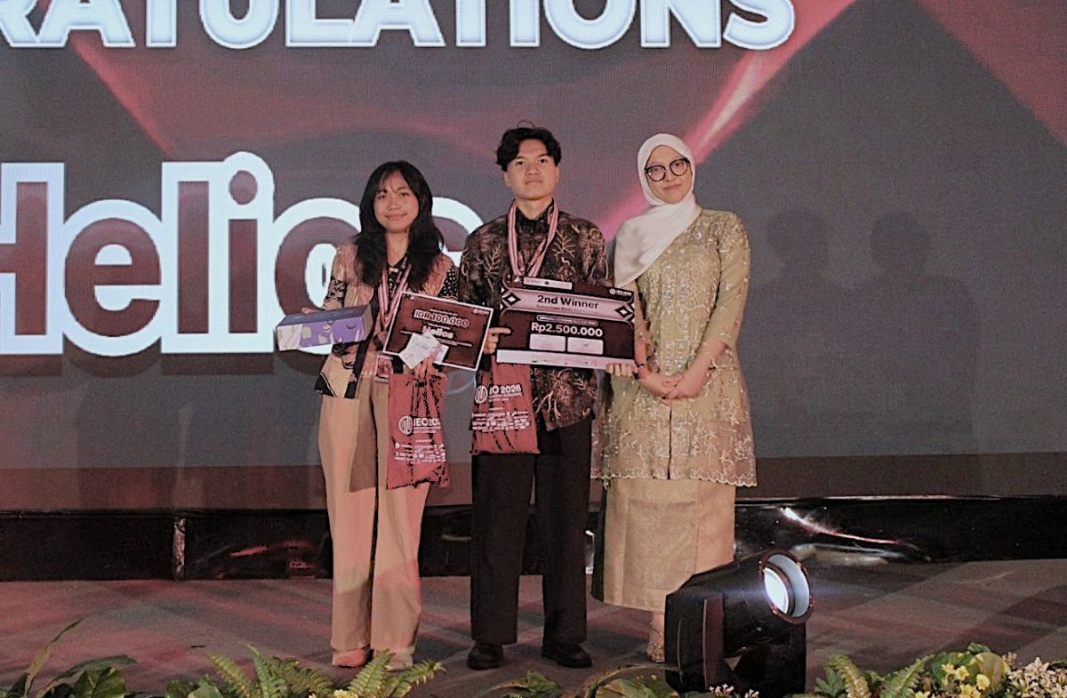 mahasiswa-pwk-itb-hadirkan-solusi-untuk-umkm-raih-2-penghargaan-nasional-indonesia-economic-outlook-2026
