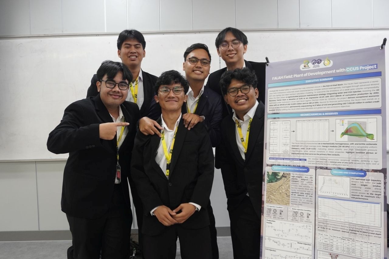 mahasiswa-teknik-perminyakan-itb-raih-juara-1-internasional-bawa-inovasi-pengembangan-lapangan-migas-rendah-karbon