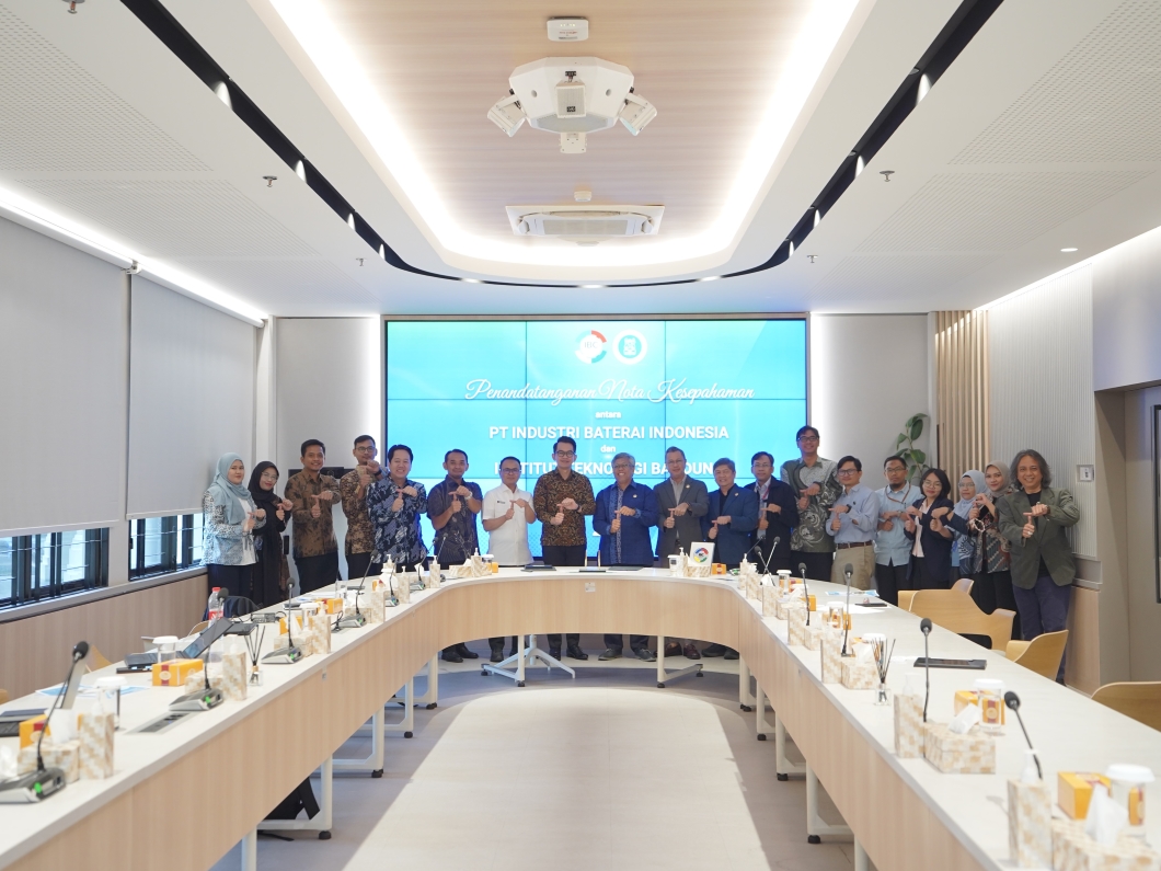 itb-dan-pt-industri-baterai-indonesia-jalin-kolaborasi-untuk-perkuat-riset-dan-sdm-di-bidang-teknologi