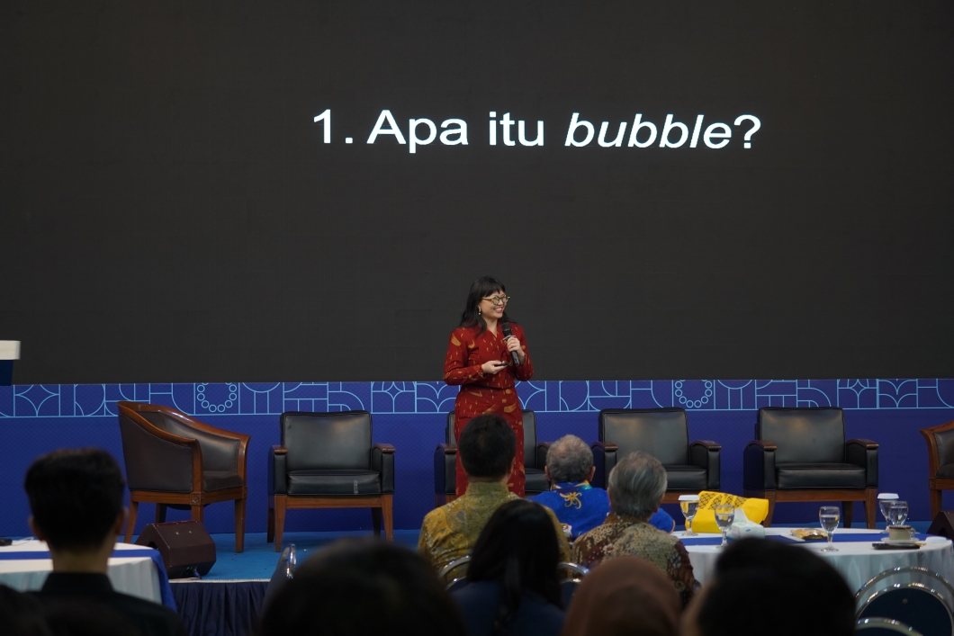 Prof. Stella Christie Highlights AI Challenges: From Economic Bubbles to the Sustainability of Higher Education