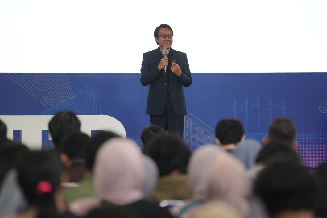 alumni-itb-alif-hijriah-bagikan-perjalanan-membangun-startup-teknologi-pendidikan