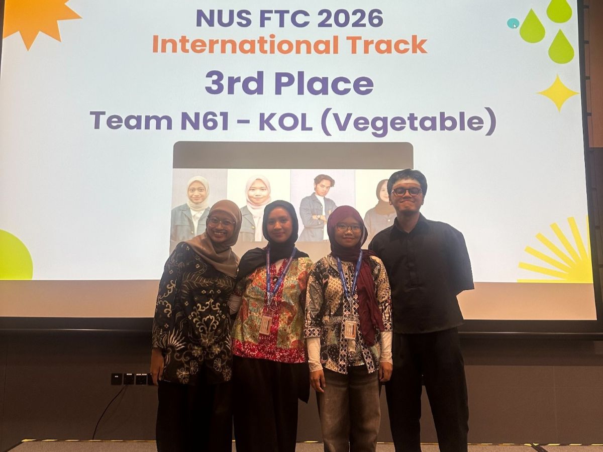 mahasiswa-itb-kembangkan-inovasi-minuman-elektrolit-raih-penghargaan-internasional-di-singapura