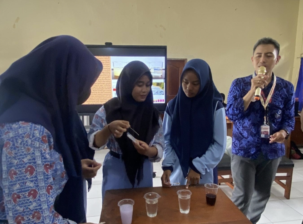 tim-ekspedisi-patriot-itb-ajak-siswa-sman-kaureh-jadi-penggerak-literasi-dan-edukasi-kesehatan-di-lingkungan-sekitar