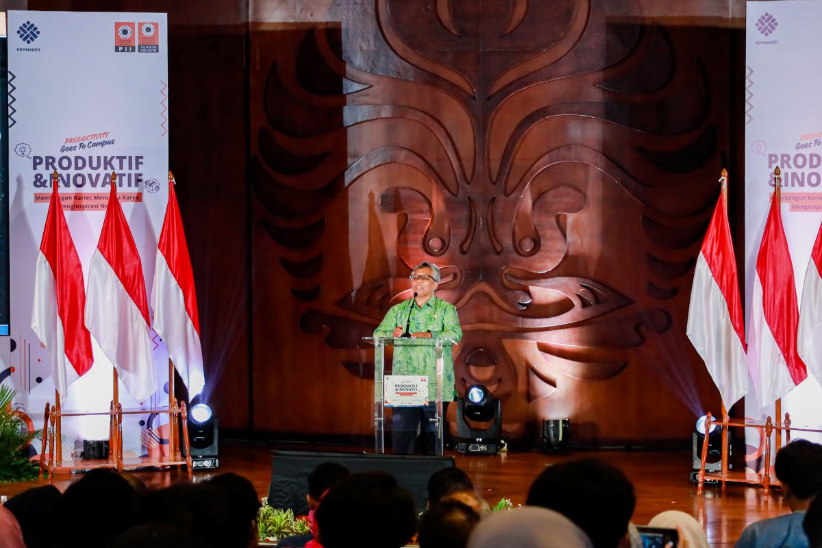 rektor-itb-jadi-pembicara-kunci-di-productivity-goes-to-campus-ui-paparkan-konsep-universitas-generasi-ke-4