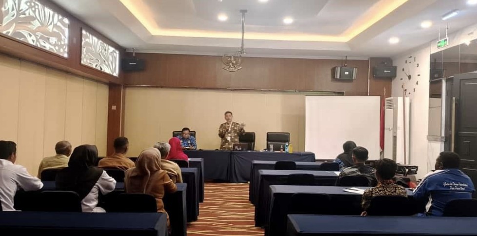 tim-ekspedisi-patriot-itb-dorong-integrasi-stem-dalam-kurikulum-smasmk-di-manokwari