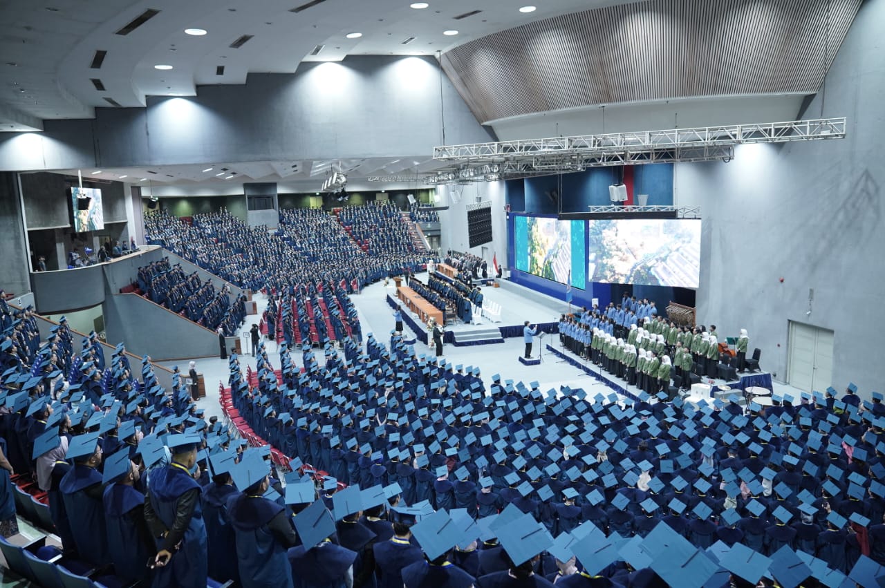 ITB Gelar Wisuda Pertama Tahun Akademik 2024/2025