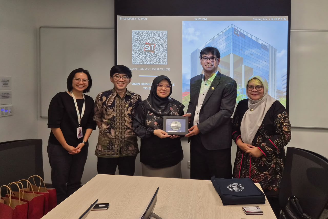itb-explores-strategic-collaboration-with-singapore-institute-of-technology