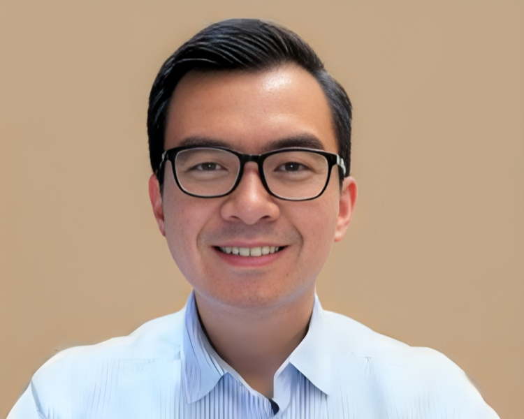 cerita-rivaldy-varianto-susilo-jejak-alumni-itb-berprestasi-yang-mengejar-mimpi-di-industri-dirgantara