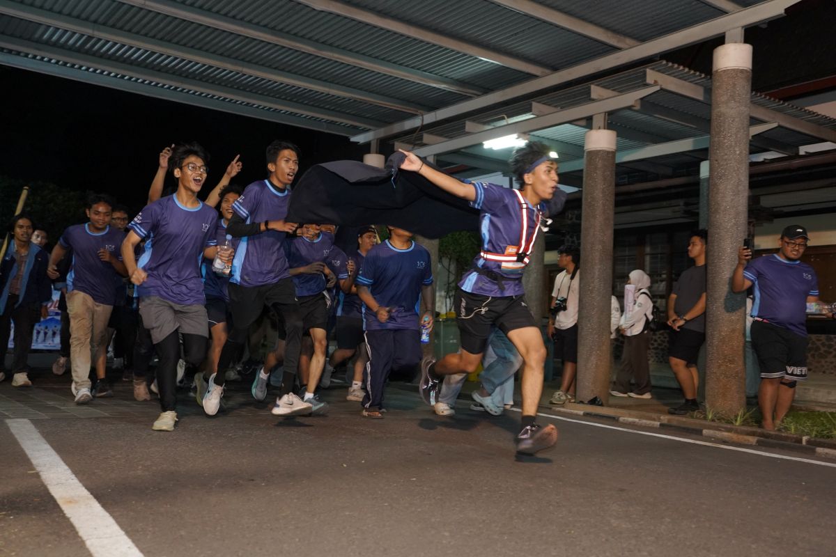 itb-ultra-marathon-2026-finis-di-kampus-ganesha-ribuan-pelari-bersatu-dukung-dana-lestari-pendidikan-terkumpul-lebih-dari-rp1-miliar